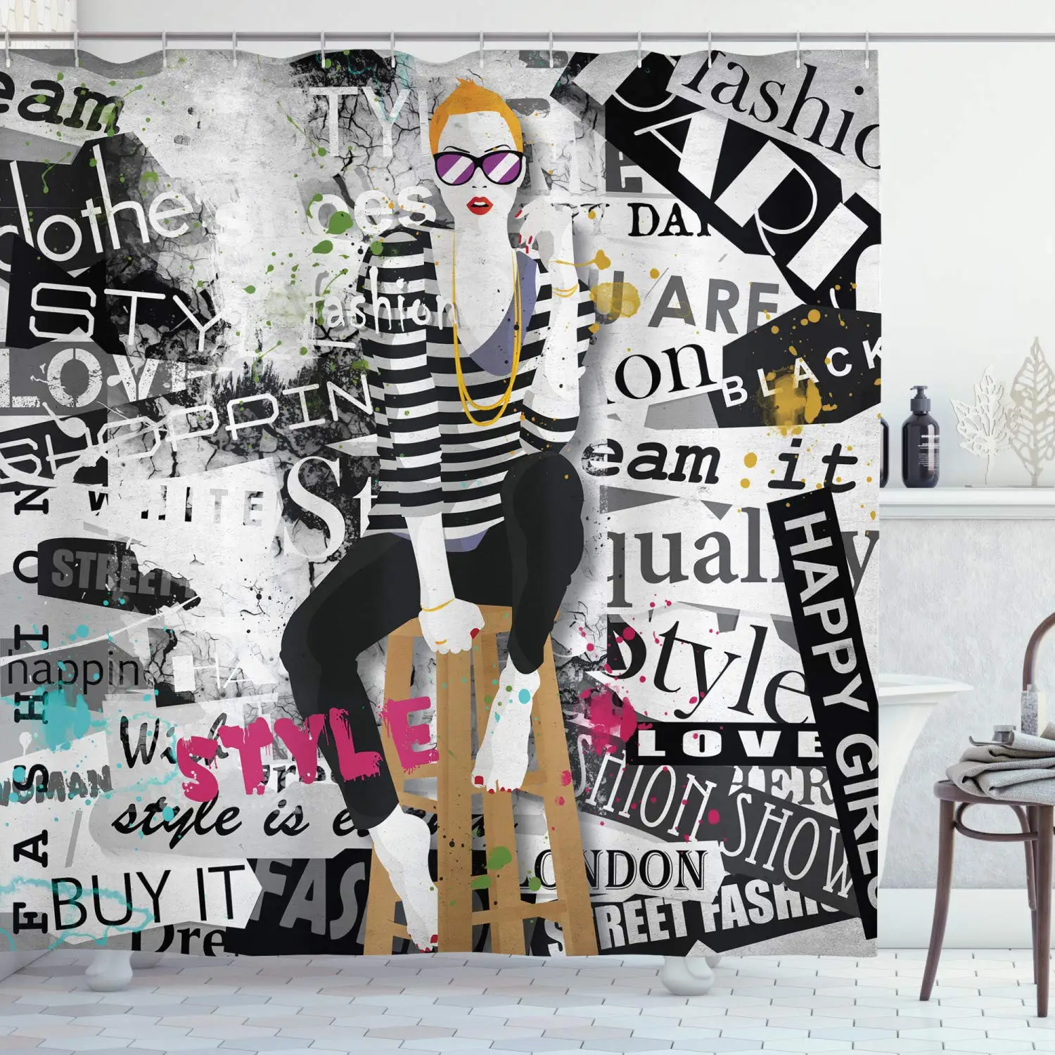 Fashion Woman Shower Curtain M - Street Fashion Pose avaliação e preço