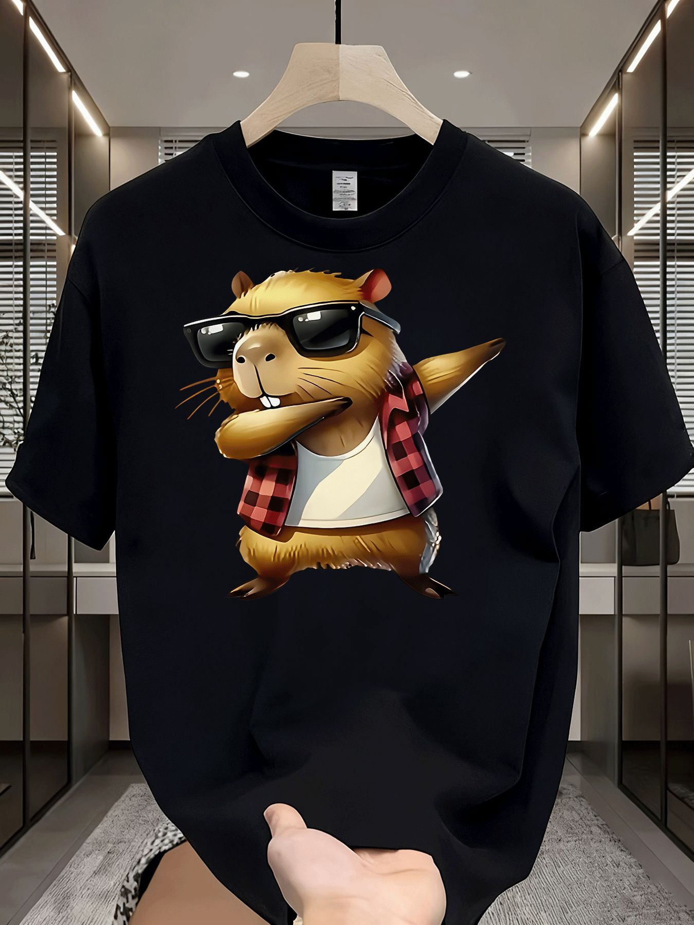 Funny Men's Black Graphic T-Sh - Street Fashion Pose avaliação e preço